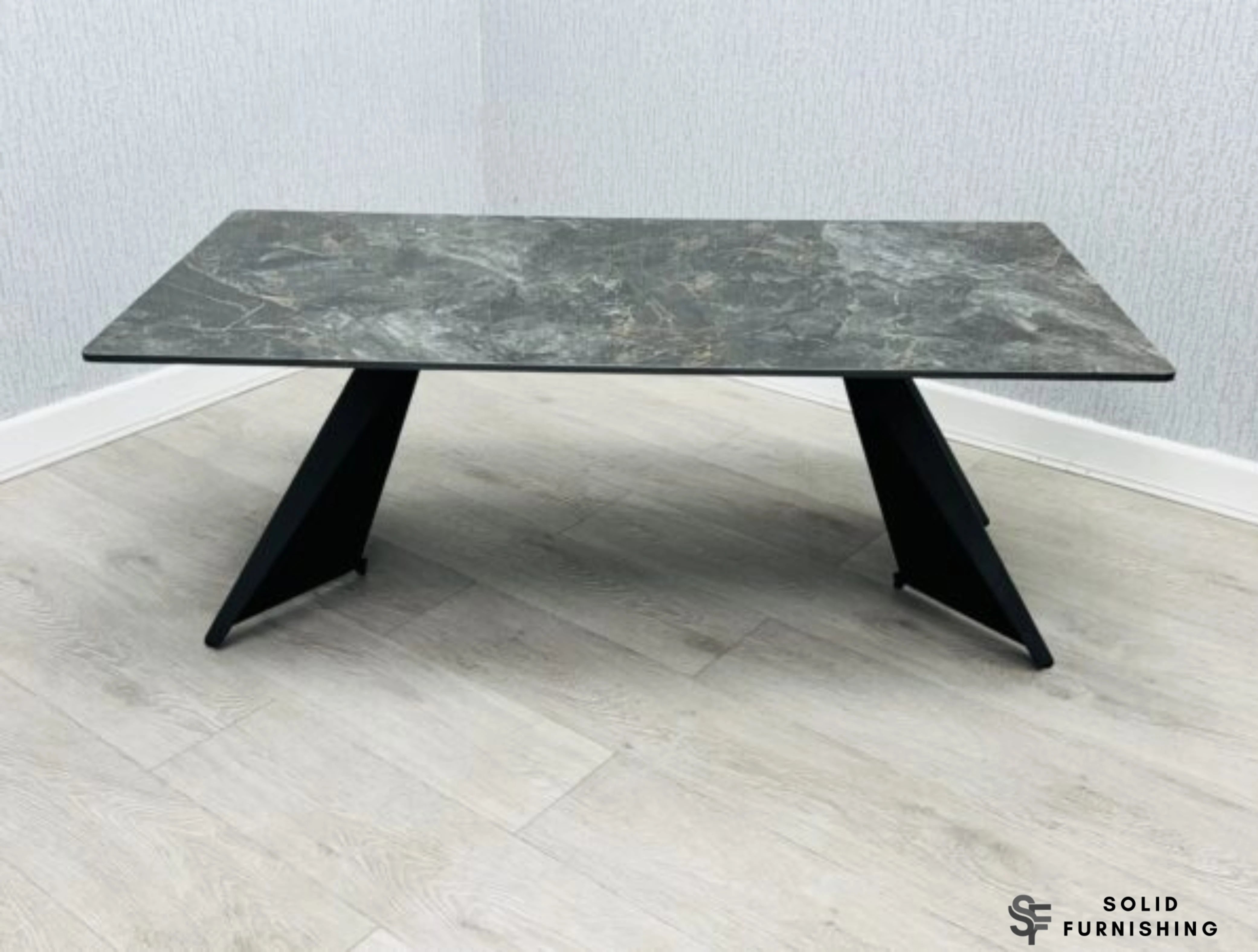 Chicago Black & Gold Ceramic Coffee Table – Modern Rectangular Centre Table