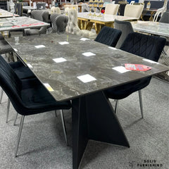 Chicago Black & Gold Extendable Ceramic Dining Table – Luxury 160–260cm Marble Effect Dining Table