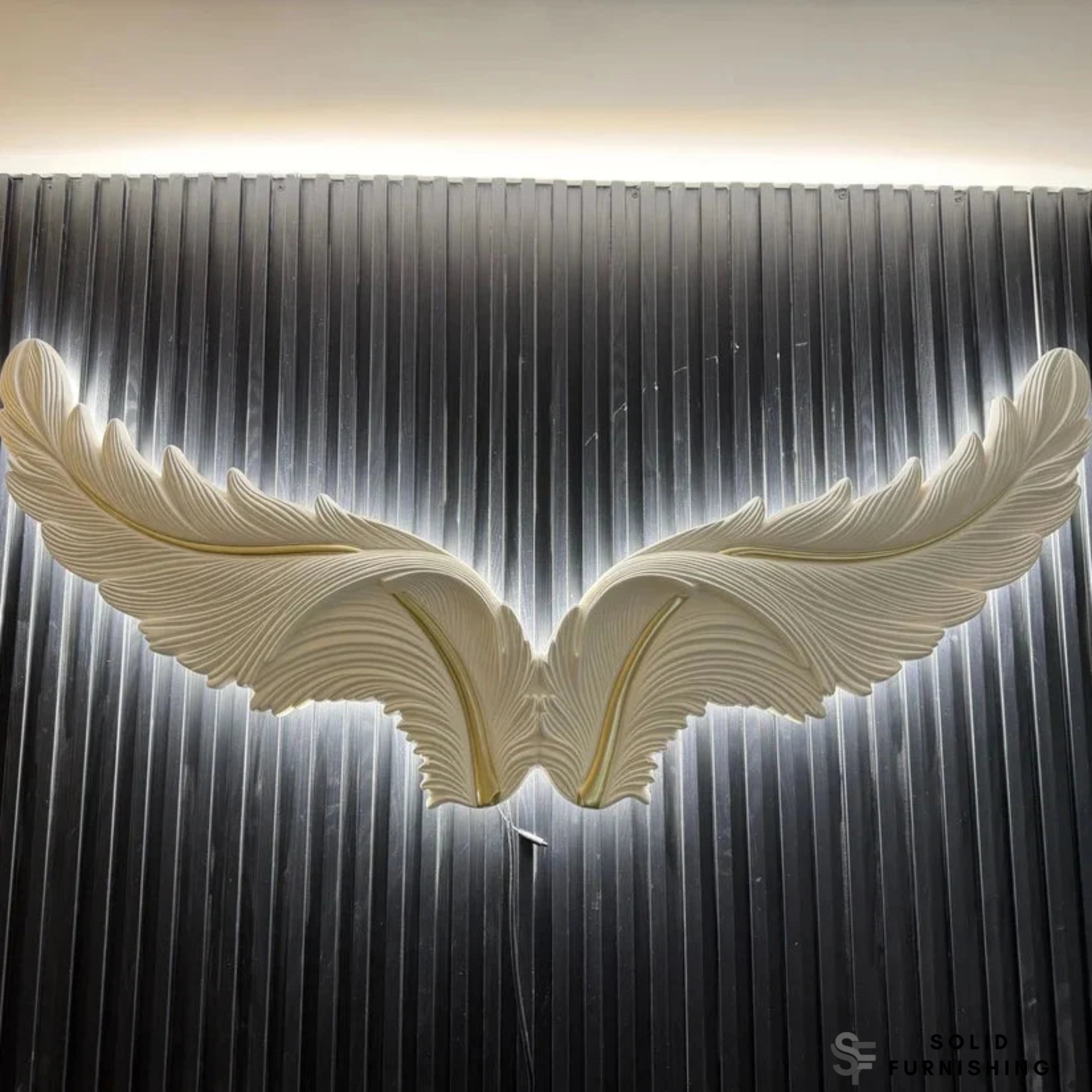 Wide LED Wings Wall Art – 140x55cm Dimmable Light Up Feather Decor
